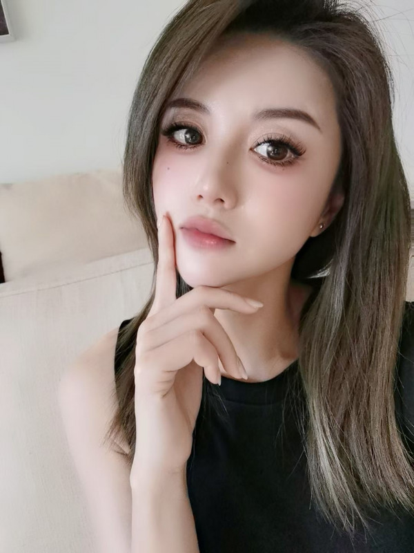 感觉控少女真真